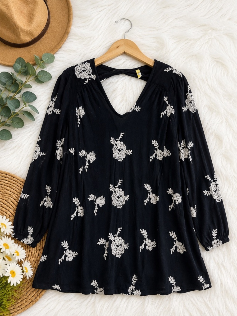 Free People Black Floral Embroidered Tunic Dress Boho Peasant 100% Cotton